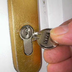 Broken And Stuck key Inside The Locks in Bronte Village, ON